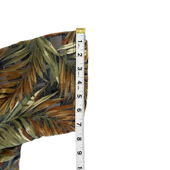 Island Republic 100% Silk Hawaiian Button Down Shirt Size M - Picture 7 of 8